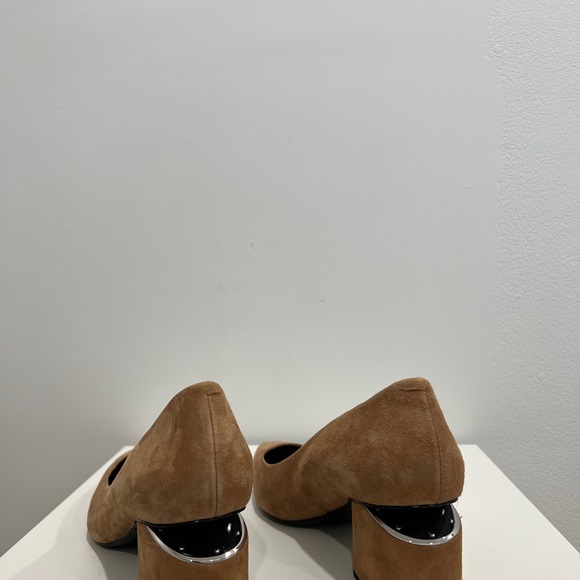 Alexander Wang ‘Simona’ Mid-Heel Cut-Out pumps - Picture 5 of 9